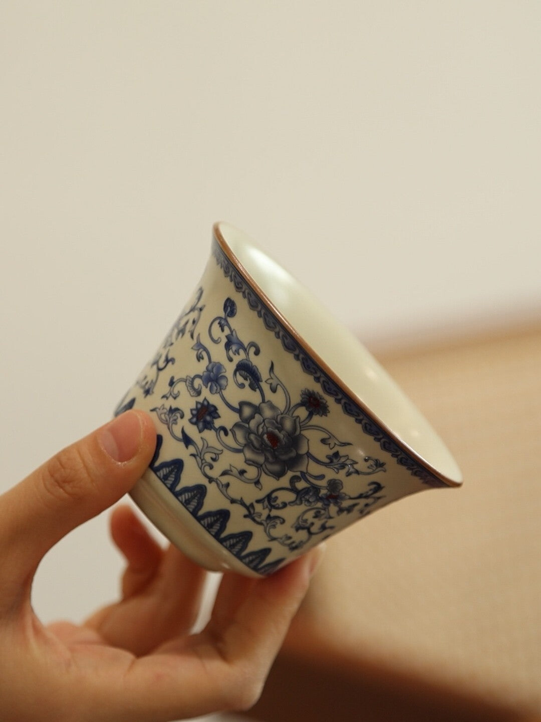 Blue and white Ru kiln Sancai covered bowl teacup