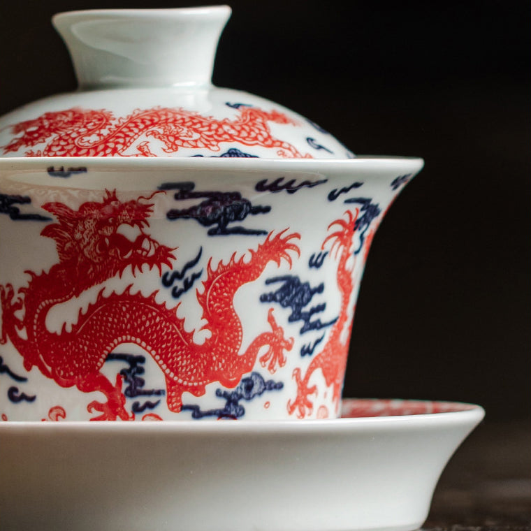 Blue and white porcelain alum red nine dragon three talents covered bowl - tangvase