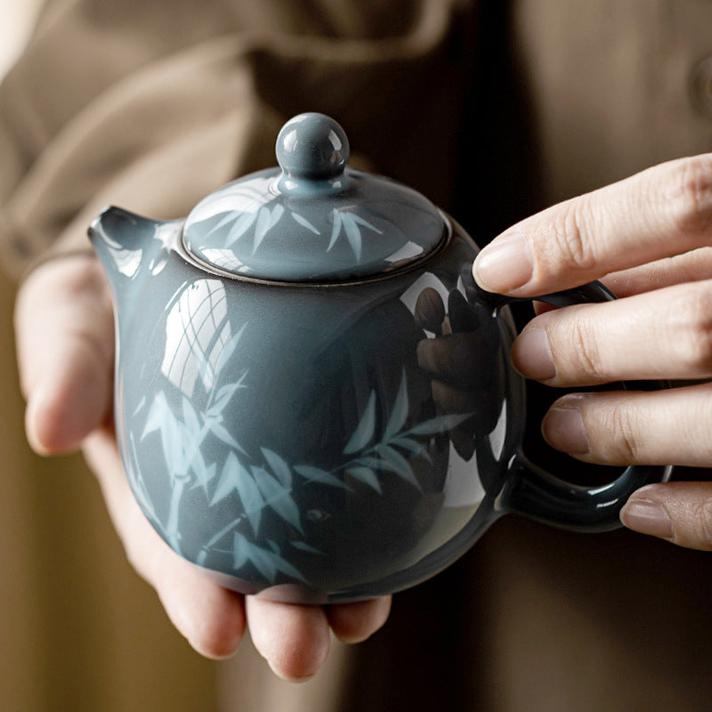 Underglaze hand-painted ceramic dragon pot - tangvase